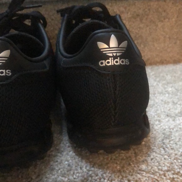 Addidas LA trainers. Brand new - worn once - Picture 3 of 4